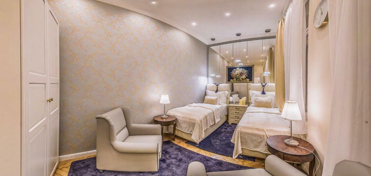 Apartman Vip Riverside 26 *